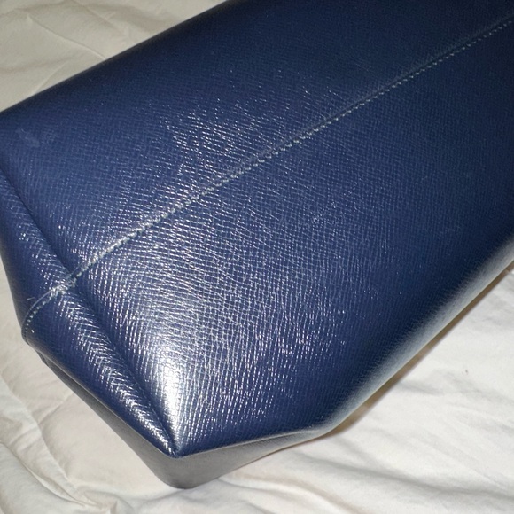 Saint Laurent Boucle Embossed Leather Shopping Tote - Picture 9 of 14